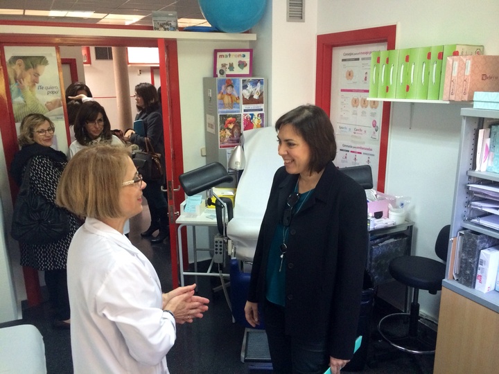 La consejera de Sanidad visita el Centro de Salud Infante de Murcia