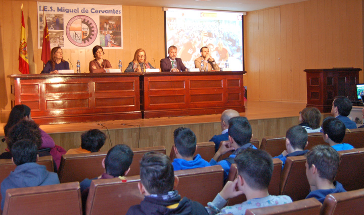 La consejera de Educación y Universidades, María Isabel Sánchez-Mora, presentó hoy el nuevo programa educativo.