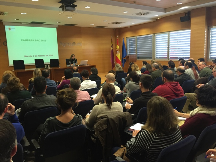 Carmen García Frago presenta la nueva campaña Política Agraria Común para organizaciones agrarias y entidades colaboradoras