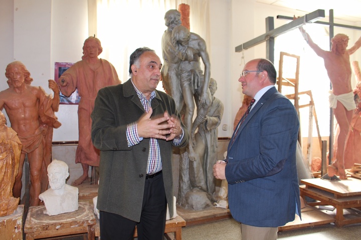 Visita al taller del escultor José Antonio Hernández Navarro (1)