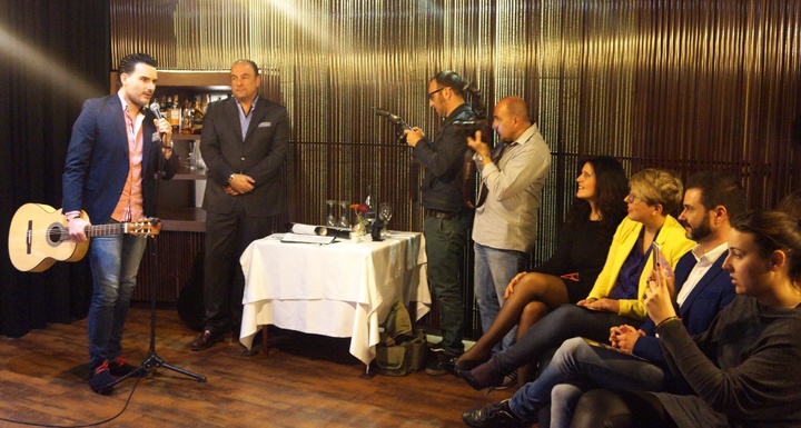 Presentación del disco y el concierto 'De la raíz a la rama', de Carlos Piñana. II