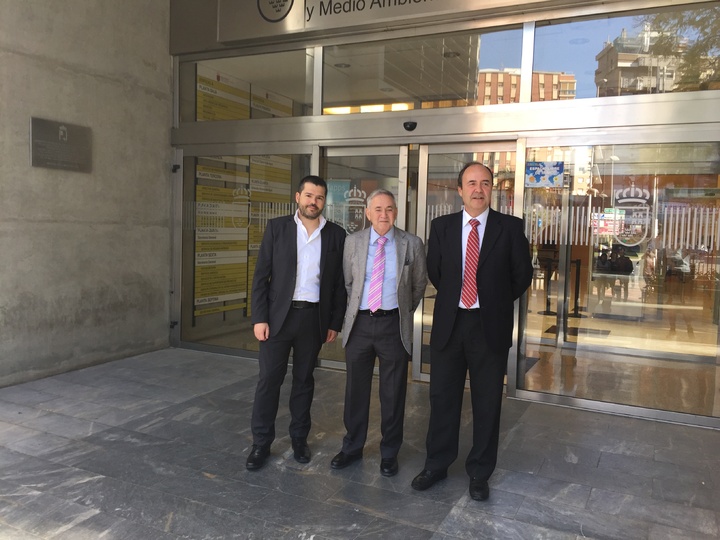 Fulgencio Pérez presenta el Congreso de Fruta Hueso