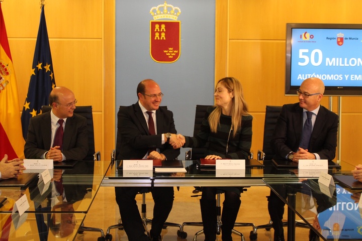 Firma convenio entre el Instituto de Crédito y Finanzas de la Región (ICREF) y el Instituto de Crédito Oficial (ICO)