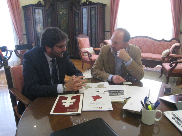 Colaboración entre la Comunidad y el municipio de Orihuela (1)
