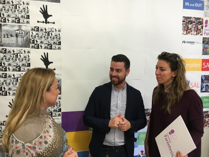 Reunión con miembros de la Asociación Colectivo Paréntesis