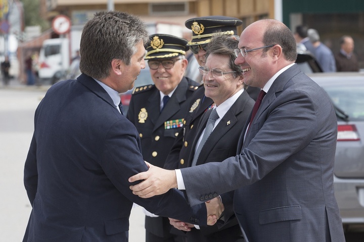 El presidente de la Comunidad asiste a la inauguración de la nueva comisaría del Cuerpo Nacional de Policía de Lorca/1