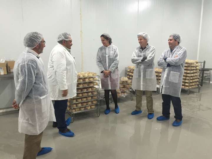 Carmen Teodora Morales visita la cooperativa Coagacart 1