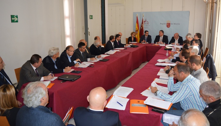Reunión del grupo de trabajo de Puertos Deportivos de la Mesa de la Náutica de la Región de Murcia