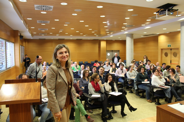 La directora general Carmen García Frago interviene en la Jornada de formación a las Entidades Colaboradoras