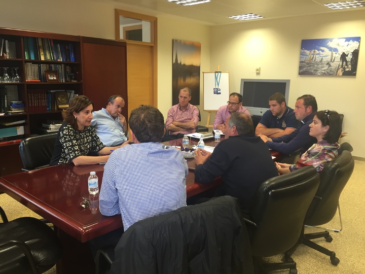 Reunión con Asociación Agraria de Jóvenes Agricultores Águilas para temas de sanidad vegetal y formación
