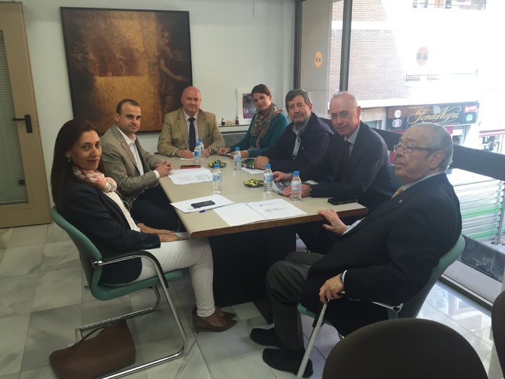 Encuentro para programar actividades medioambientales en CEMA (Centro Educativo de Medio Ambiente de la Caja de Ahorros del Mediterráneo) de Torre Guil