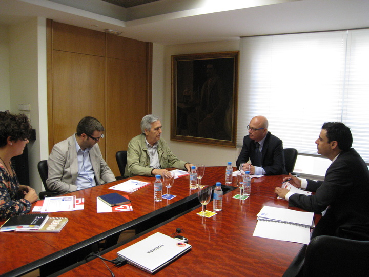 Juan Hernández se reúne con el responsable regional de Cáritas