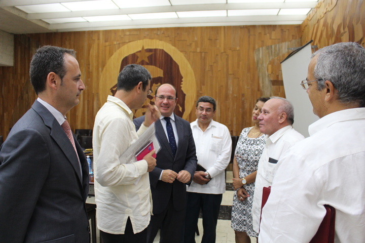 La Región de Murcia explica en Cuba su experiencia en materia de eficiencia energética (1)