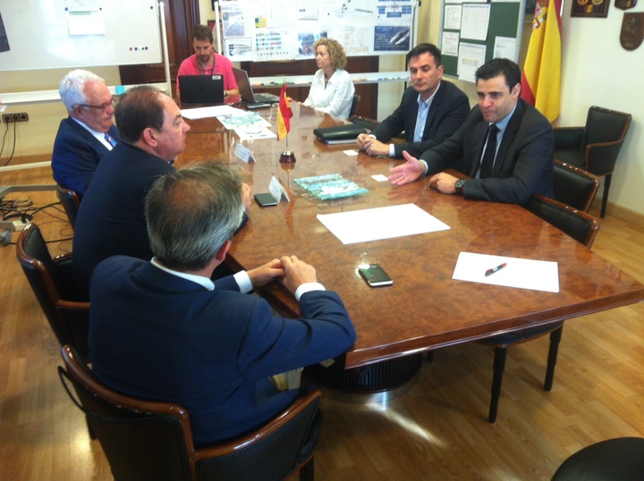 El Servicio Regional de Empleo y Formación (SEF) y Navantia analizan las necesidades formativas de la plantilla
