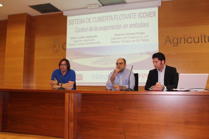 Jornada técnica para presentar el nuevo sistema de cubierta flotante
