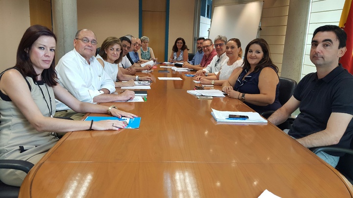 Reunión de la comisión de seguimiento de las líneas estratégicas de acción social