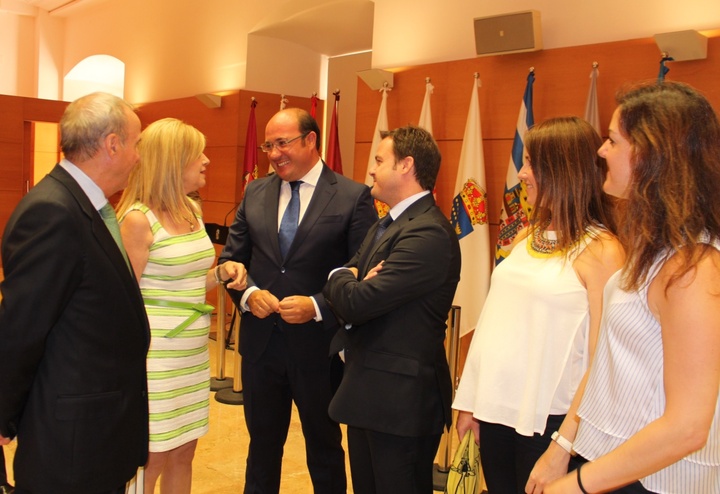 Pedro Antonio Sánchez preside la toma de posesión de Antonio Gómez Fayrén como presidente  del Consejo Jurídico de la Región (3)