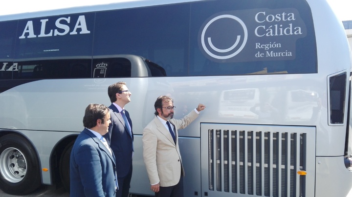 Modernización de la flota de autobuses de la línea que une Cartagena y La Manga (4)