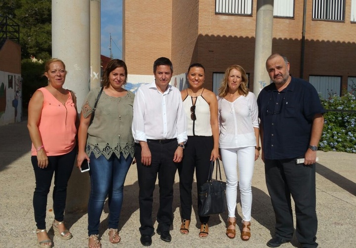 Enrique Ujaldón visita el Instituto de Enseñanza Secundaria Santa María de los Baños de Fortuna