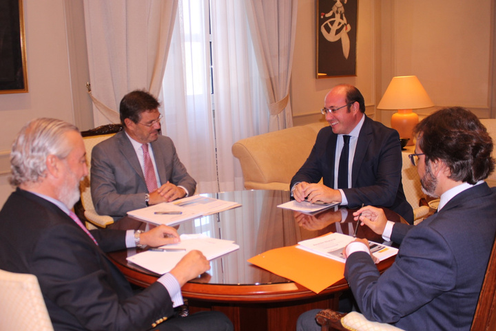 Reunión del presidente de la Comunidad con Rafael Catalá (1)