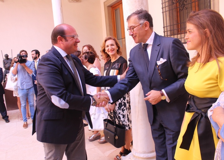 Recepción a representantes del Colegio de Farmacéuticos de la Región (2)