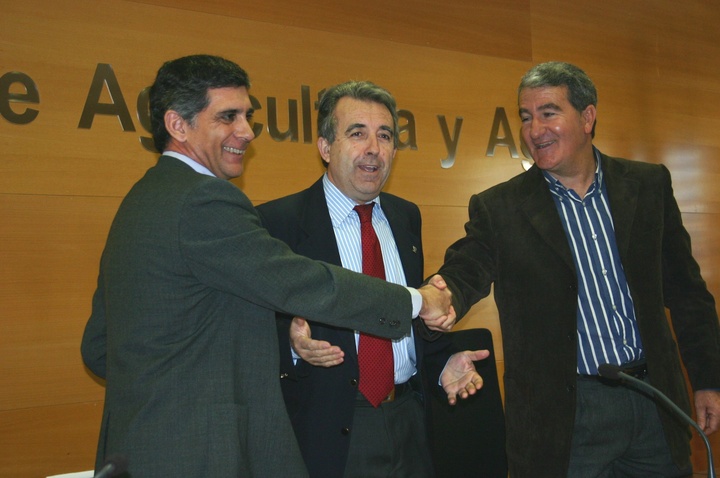 Melocotones y  nectarinas producidas en la Región tendrán "derecho a la propiedad intelectual" de sus creadores