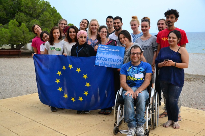 Voluntariado en el Albergue Juvenil de Calarreona