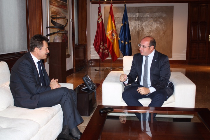 El presidente Pedro Antonio Sánchez se reúne con el embajador de Ucrania en España