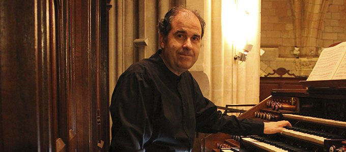 El organista de la Basílica de Santa María de Elche y profesor del Conservatorio Profesional de Murcia, Manuel Torregrosa