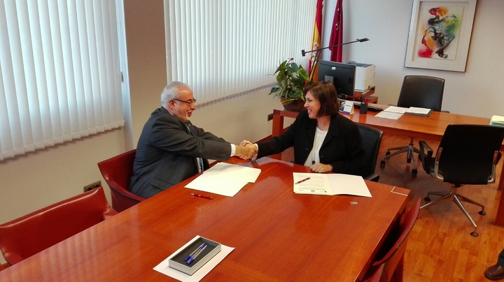 Firma del convenio entre Sanidad y Universidad Católica San Antonio de Murcia para las prácticas de los alumnos del Grado de Medicina