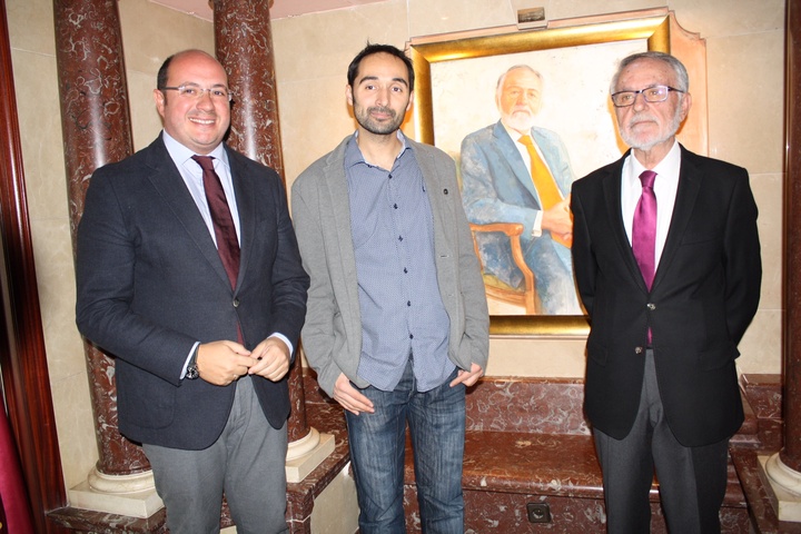 El presidente de la Comunidad, Pedro Antonio Sánchez, asistió hoy al acto de descubrimiento del retrato del expresidente de la Asamblea Regional, Francisco Celdrán.