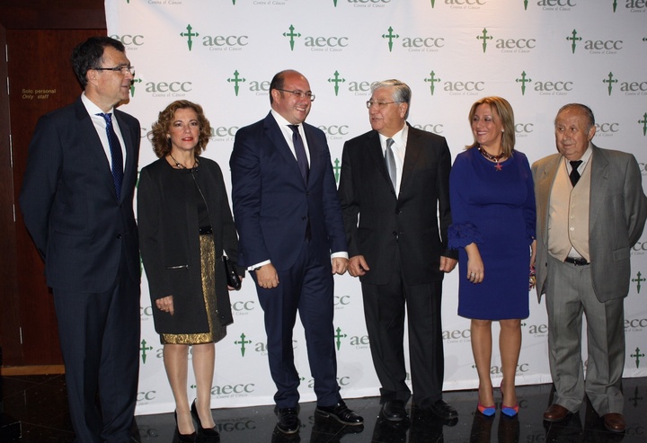 Cena benéfica de la Asociación Española contra el Cáncer