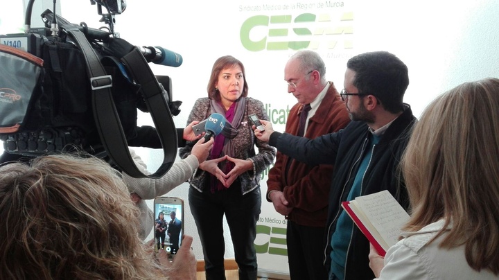 Reunión con responsables del Sindicato Médico de la Región de Murcia (2)