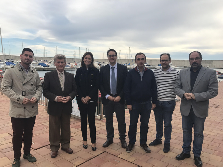 El director general de Puertos visita al puerto deportivo Juan Montiel