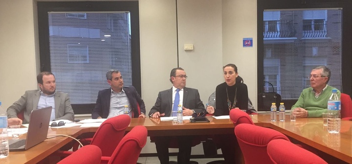 Nuria Fuentes preside una jornada informativa sobre las ayudas del Plan de Vivienda (2)