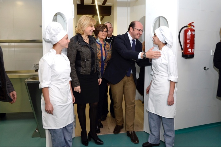 Inauguración de la Escuela de Hostelería de Cáritas (2)