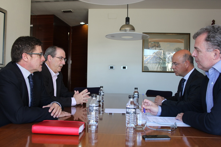 Reunión con gestores administrativos