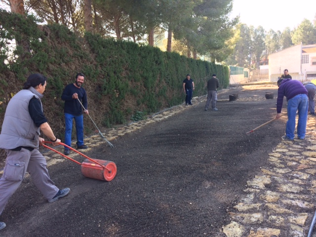 Trece desempleados de Cieza se forman en el sector de la jardinería con un curso del Servicio Regional de Empleo y Formación