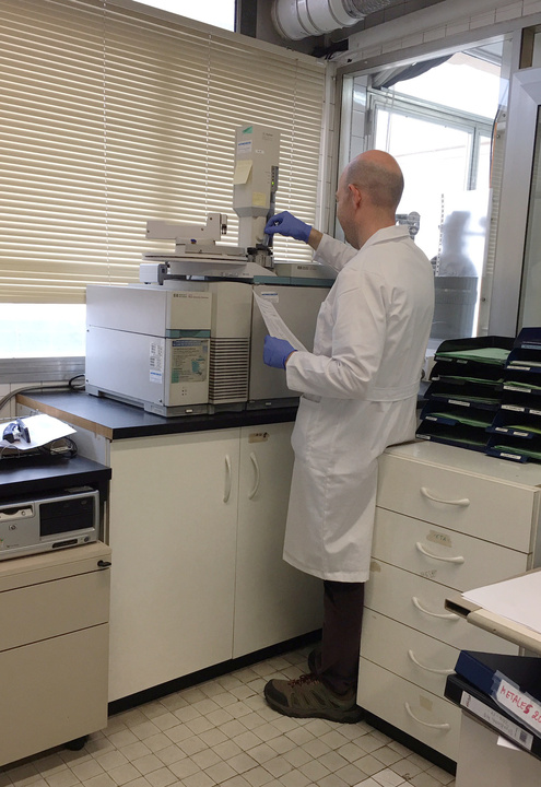 El nuevo cromatógrafo sustituirá al actual, que está situado en el Laboratorio Regional de Salud Pública
