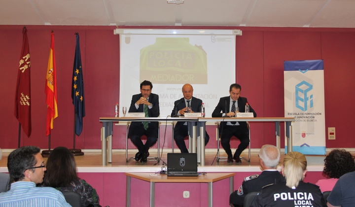 Inauguración curso mediación policial (2)