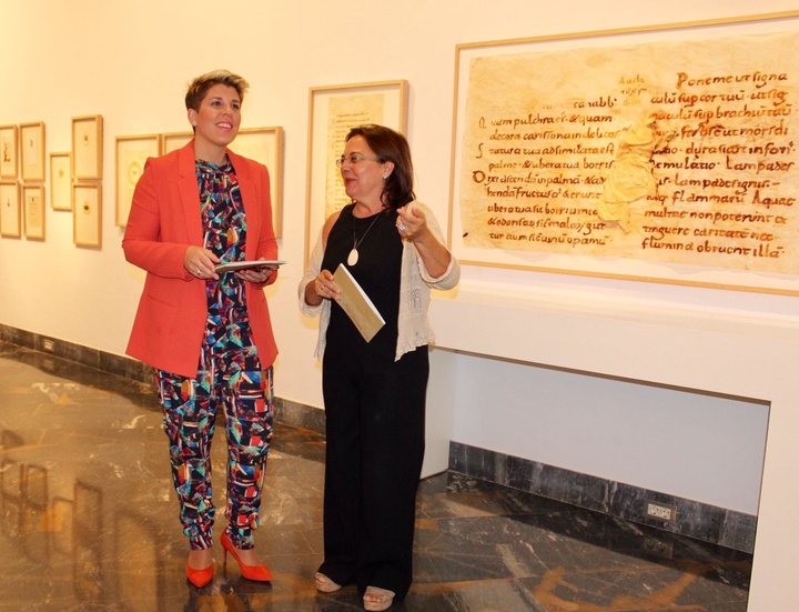 Noelia Arroyo inaugura en Cartagena la exposición 'Cantica Canticorum' (1)
