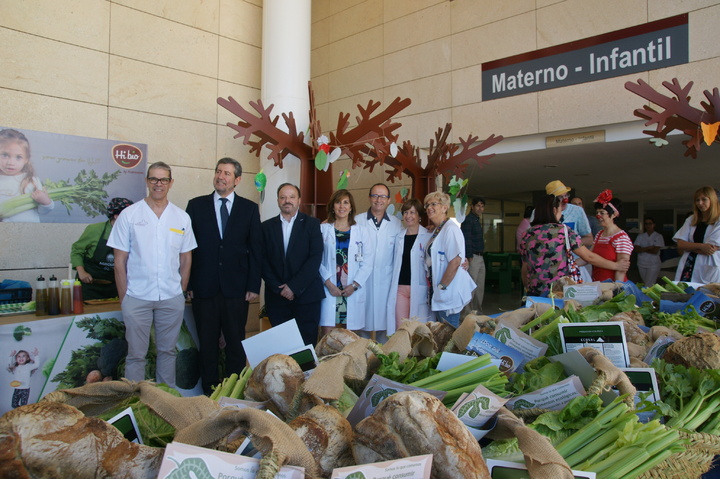 Desayunos saludables y 'capazos ecológicos' en la Arrixaca