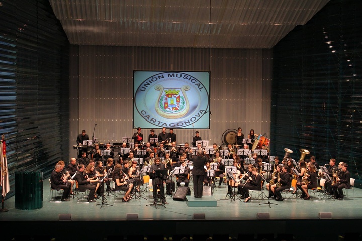 Integrantes de la Unión Musical Cartagonova