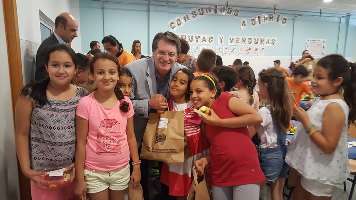 Presentación de la campaña Niños Sanos, en Puerto Lumbreras