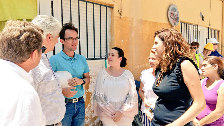 Visita a las obras de rehabilitación del grupo de 51 viviendas de promoción pública en Archena.