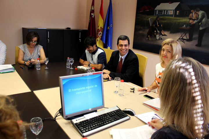 Jornada Técnica de Asesoramiento sobre autorizaciones de transporte regular de uso especial