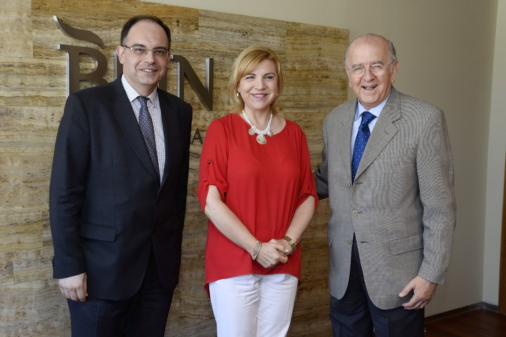 Convenio con Cajamurcia para impulsar las nuevas tecnologías en los centros de mayores (1)