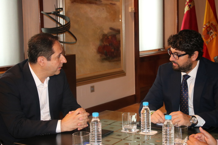 El jefe del Ejecutivo regional recibe al presidente del CSIF, Central Sindical Independiente y de Funcionarios (2)