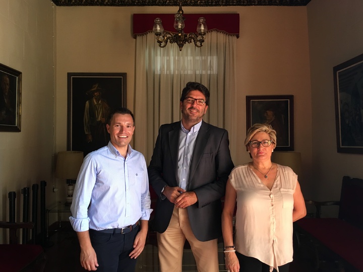 Visita al municipio de Yecla