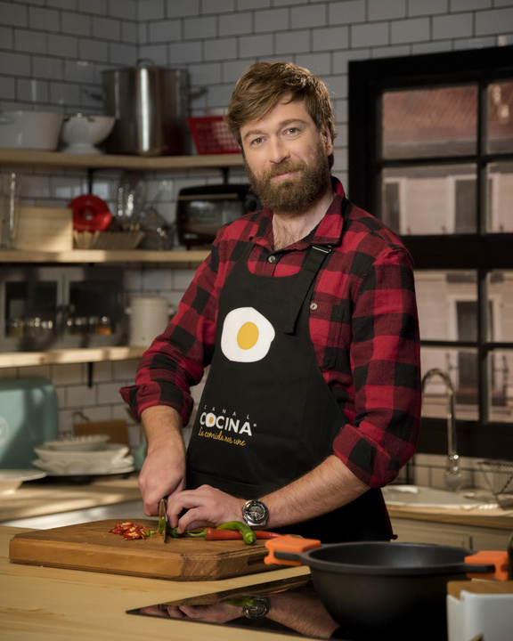 El chef de Canal Cocina Julius Bienert ofrecerá este fin de semana dos 'show cooking' en La Manga y en Lo Pagán